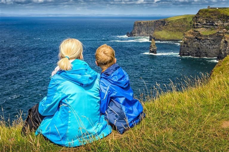 Familienerlebnistour Irland ©no_limit_pictures/istock